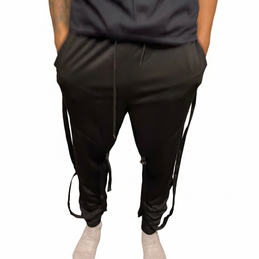 Black Pants - Photo 1